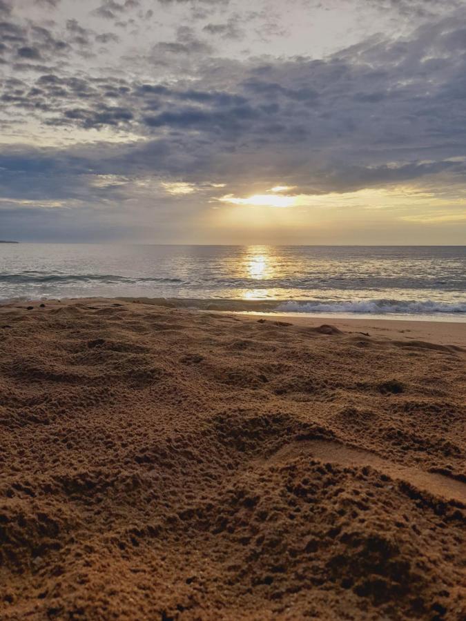 Serenity Beach Cabanas 탕갈레 외부 사진