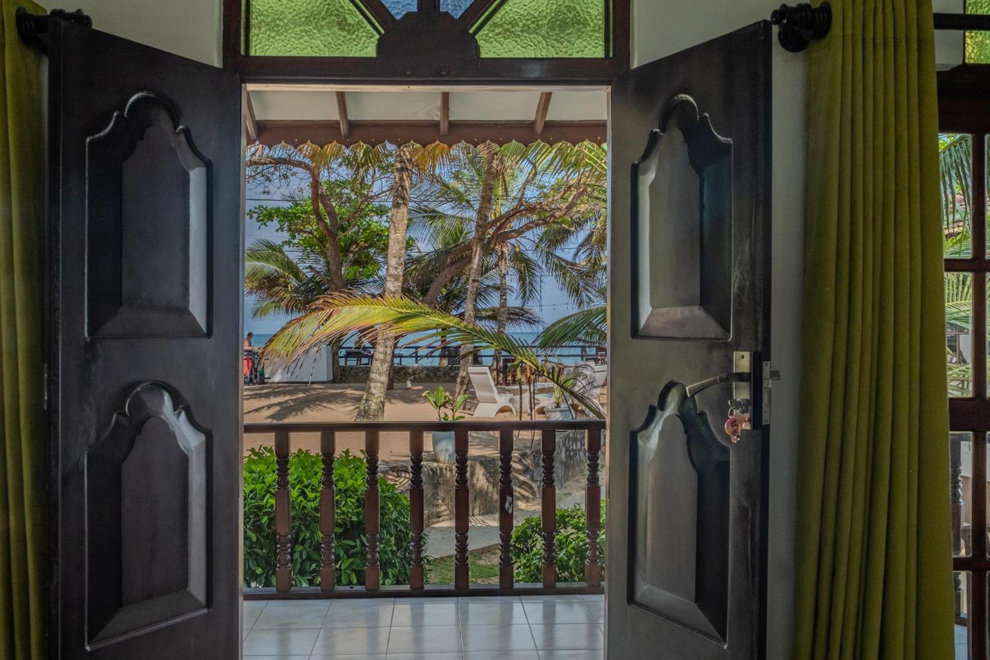 Serenity Beach Cabanas 탕갈레 외부 사진